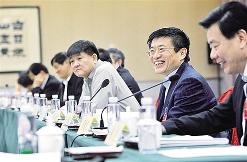 代表委员建言“走出去”:打造中国制造金字品牌