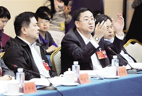 代表委员建言“走出去”:打造中国制造金字品牌