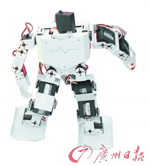 莞马博览会创意科技展:“人机大战” 不服来战