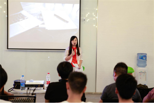 8��17�� ����ӰԺϵͳ�׽�ҵ����ѵ������Բ���ɹ���