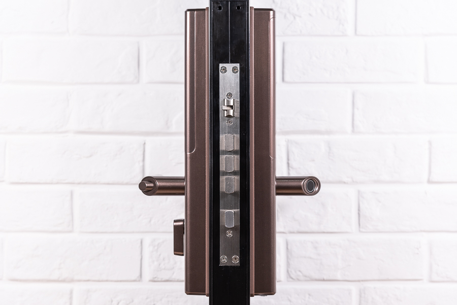 ��������ָ����R2 WiFi�����⣺�����򵥺��ã����ȴ�ͳ��������ȫ