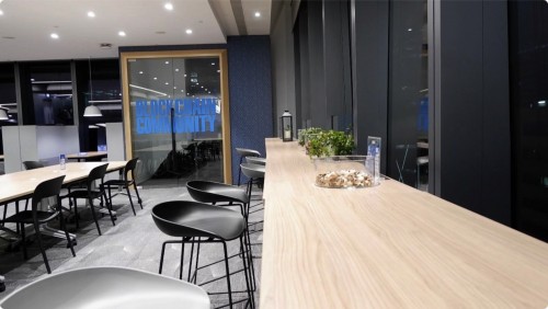 QuantBroker 国际运营中心落户香港