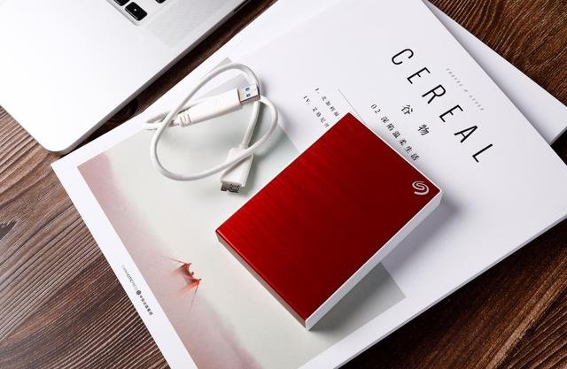 在家办公也要给工作加点“速”!希捷4T移动硬盘超快