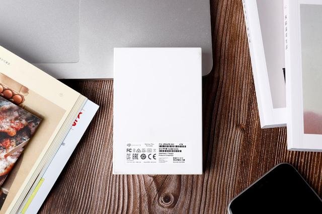 在家办公也要给工作加点“速”!希捷4T移动硬盘超快