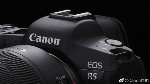 ����EOS R5���������㹦����һ�� ����΢����ʱ��