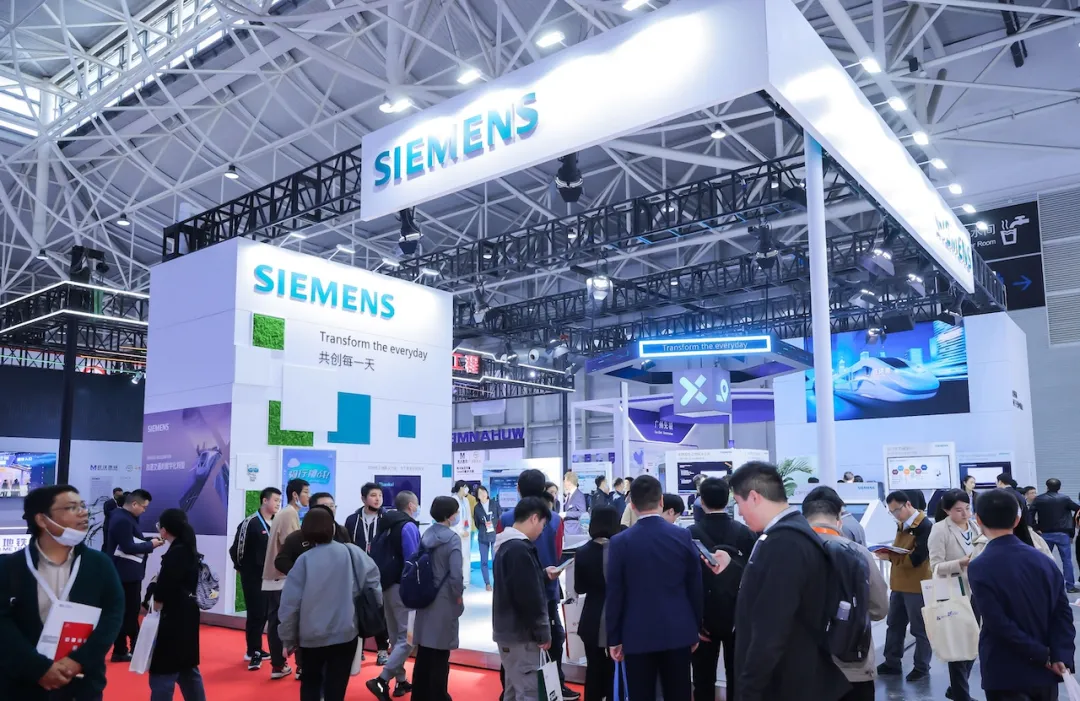 ���Ƽ����¡�����й�ʽ�ִ���ͼ�� �й��Ƽ���һչ�����߽���11�����ھ���